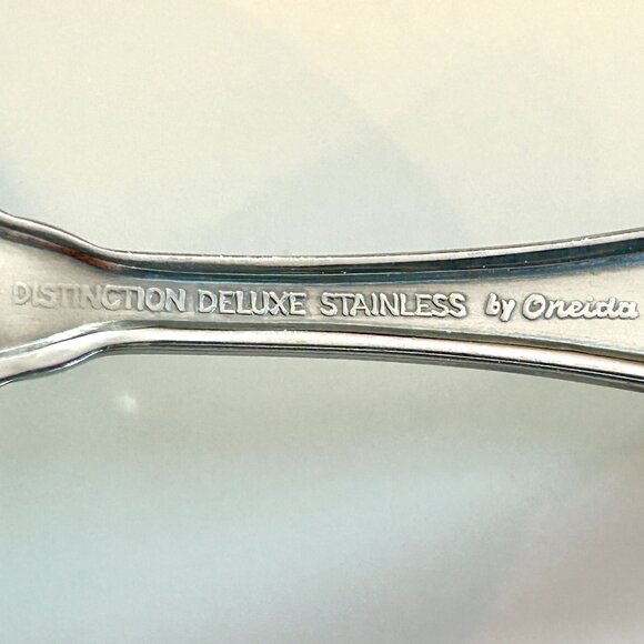 Distinction Deluxe Stainless by Oneida HH Valerie Gravy Ladle 7-3/4" - Picture 11 of 11